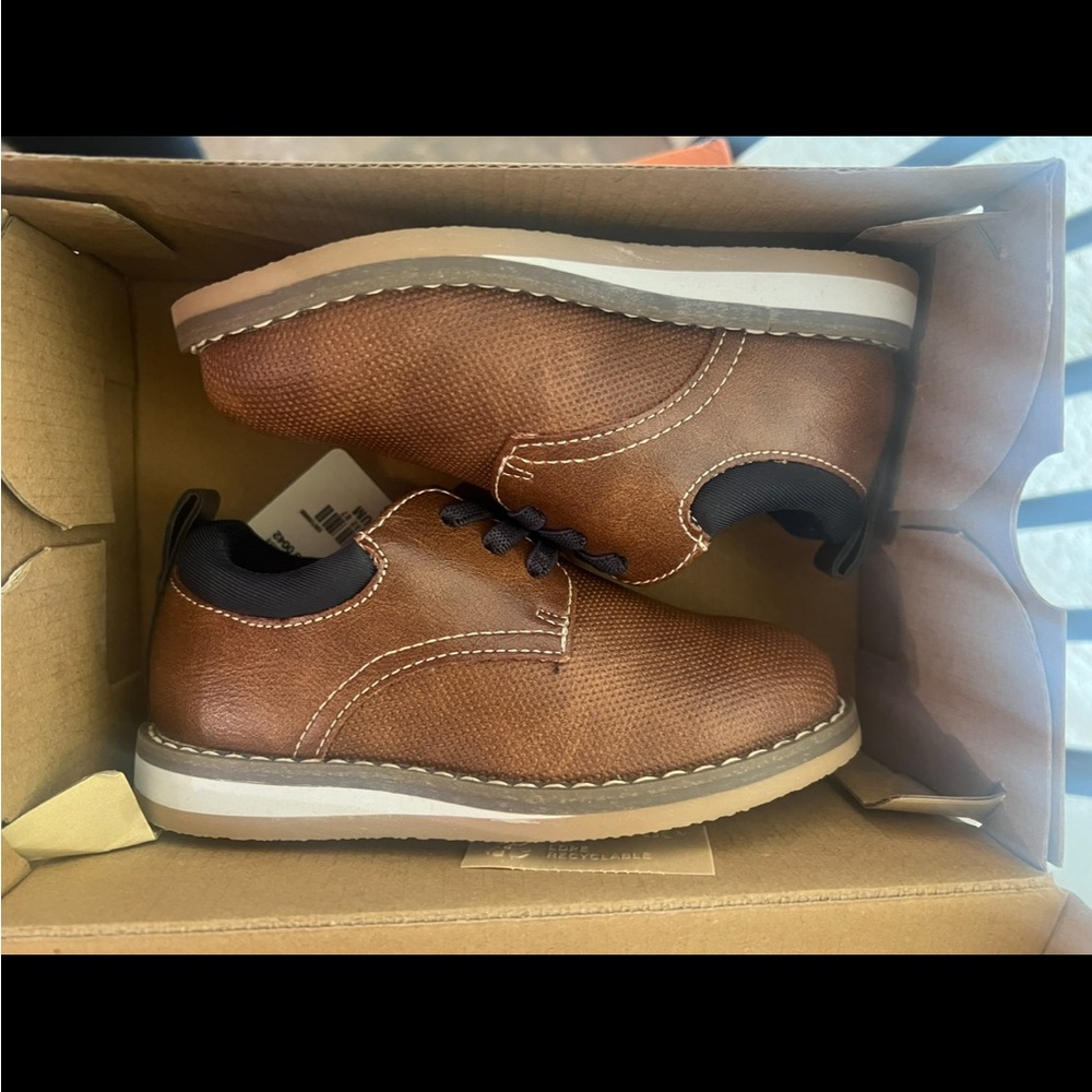 Toddler brown dress shoes